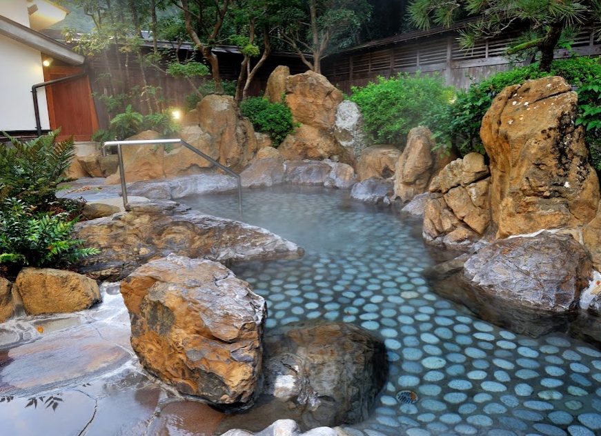 japanese onsen tour